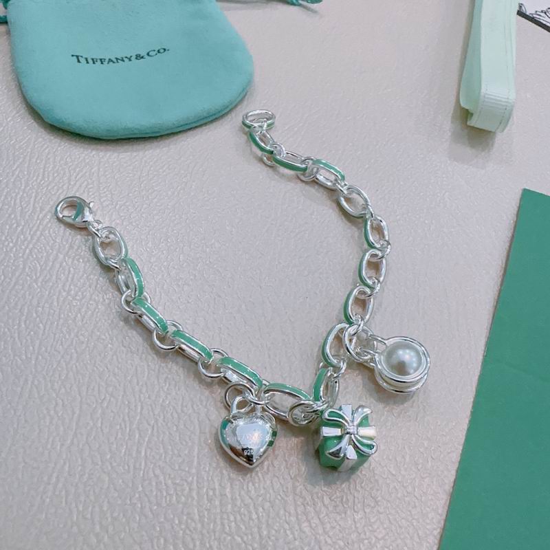 Tiffany bracelet 09yxx61